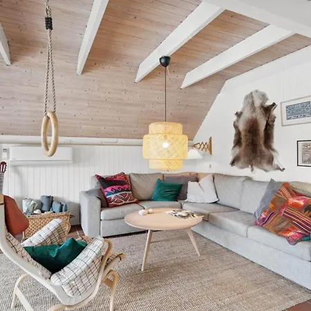 Epiphania - 700m From The Sea By Interhome Feriehus